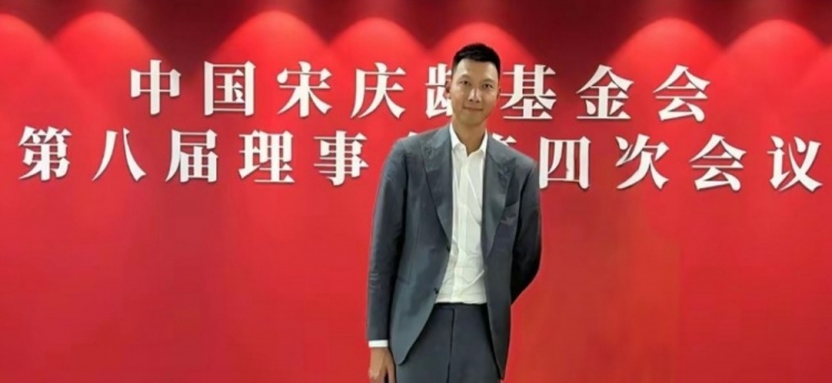 時隔5個月首次公開露面！大河報：易建聯關聯公司成被執行人