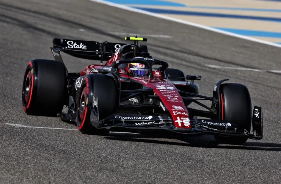 F1中國大獎賽正在進行！周冠宇：今年若有機會 想參加下NBA的集訓